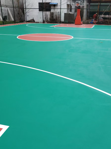 承德 球场长期使用易出现地面开裂